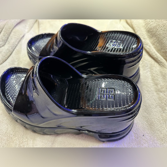 Givenchy Marshmellow Wedge Sandle - Picture 7 of 8